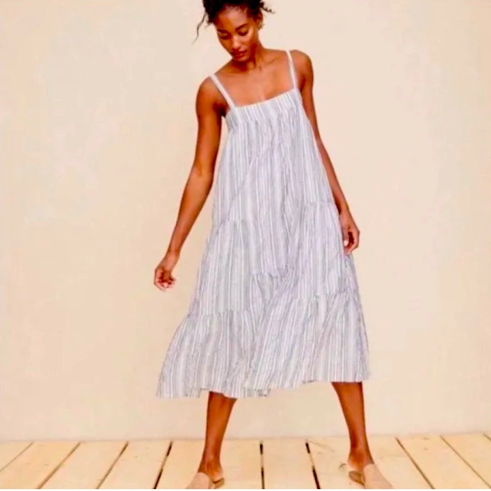 Jenni Kayne Gray-Blue/White Striped Summer Dress Tiered Crinkle Gently worn